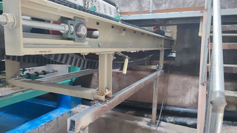 宏發(fā)釩業(yè) 給料機 1.jpg